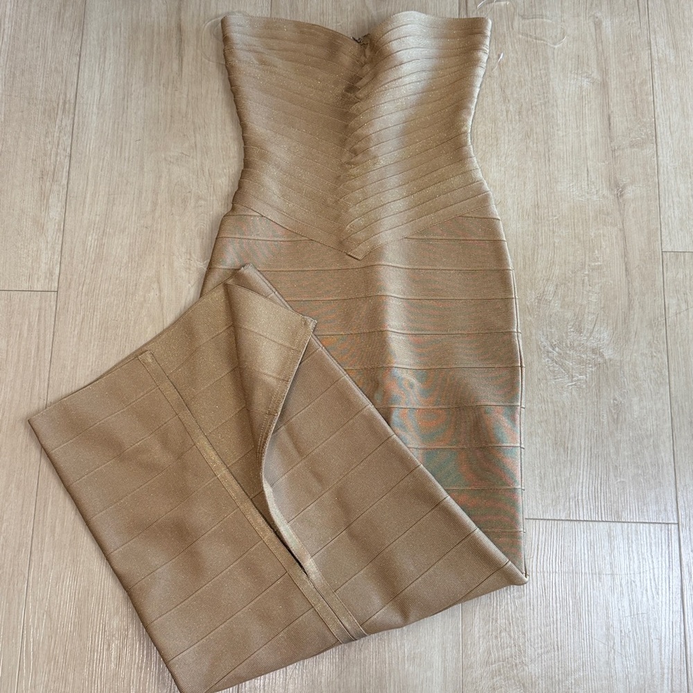 House of cb THE SWEETHEART Gold Shimmer Strapless V Waist Bandage Maxi Dress - Picture 6 of 10